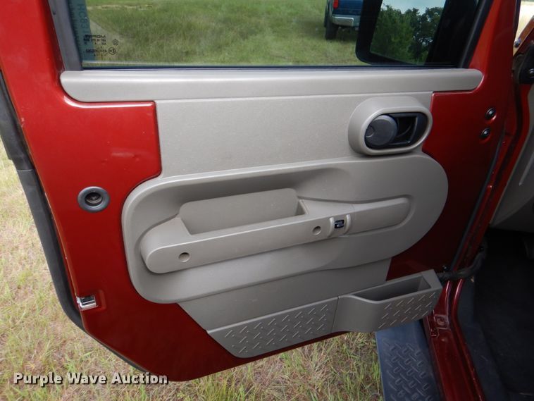 image for item HC9316 2007 Jeep Wrangler Sahara  SUV