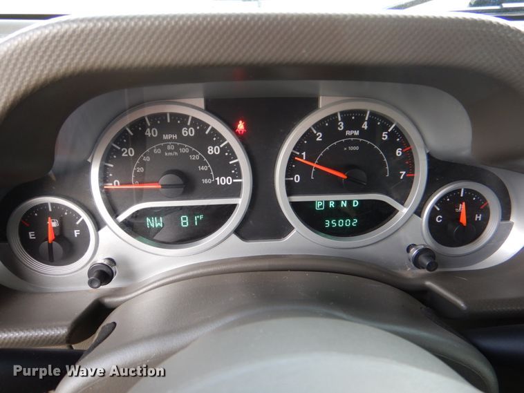 image for item HC9316 2007 Jeep Wrangler Sahara  SUV