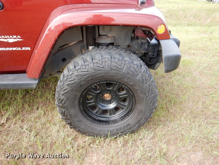 image for item HC9316 2007 Jeep Wrangler Sahara  SUV