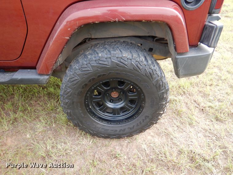 image for item HC9316 2007 Jeep Wrangler Sahara  SUV