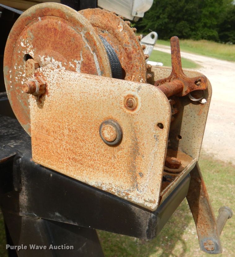 image for item HC9319 2006 Beachcomber  pontoon boat