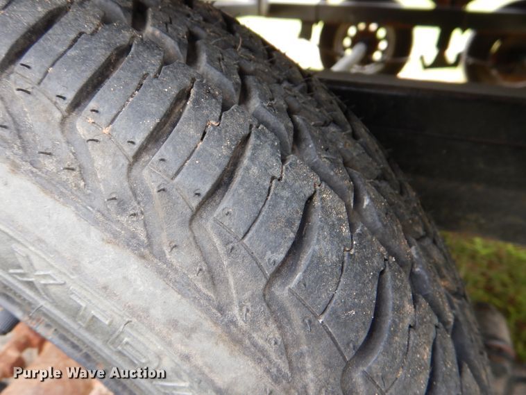 image for item HC9319 2006 Beachcomber  pontoon boat