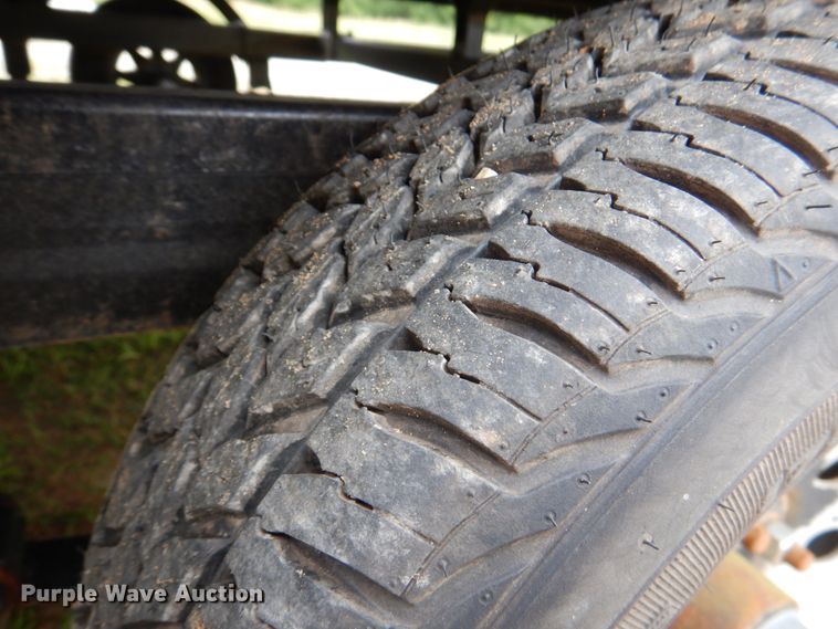 image for item HC9319 2006 Beachcomber  pontoon boat