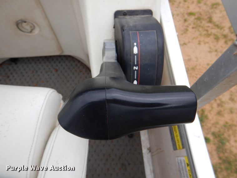 image for item HC9319 2006 Beachcomber  pontoon boat