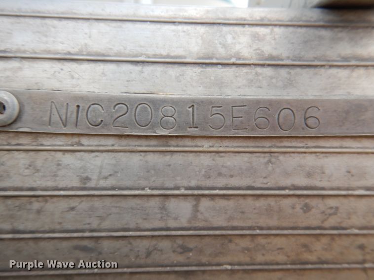 image for item HC9319 2006 Beachcomber  pontoon boat