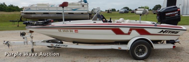 image for item HC9320 1995 Nitro 180  boat