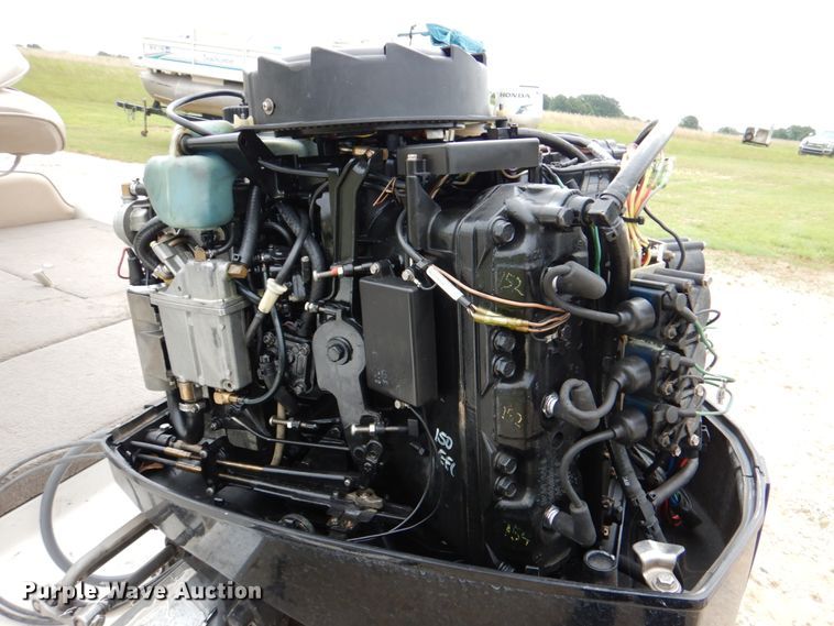 image for item HC9320 1995 Nitro 180  boat