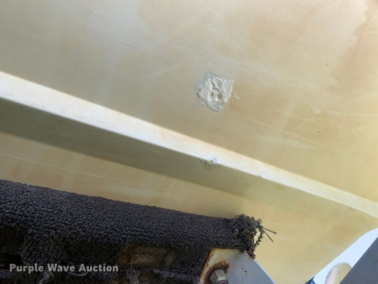 image for item HC9320 1995 Nitro 180  boat