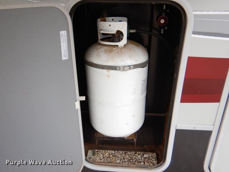 image for item HC9321 2012 Heartland 3800 Cyclone  camper