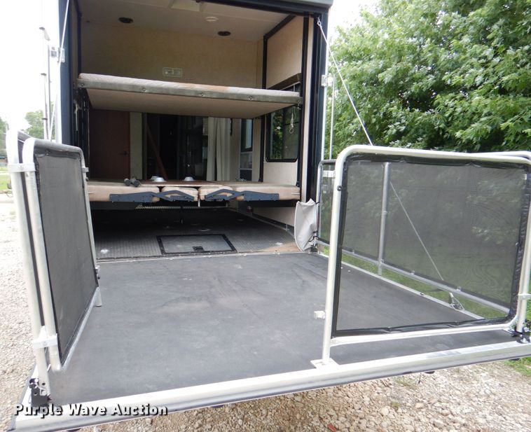 image for item HC9321 2012 Heartland 3800 Cyclone  camper