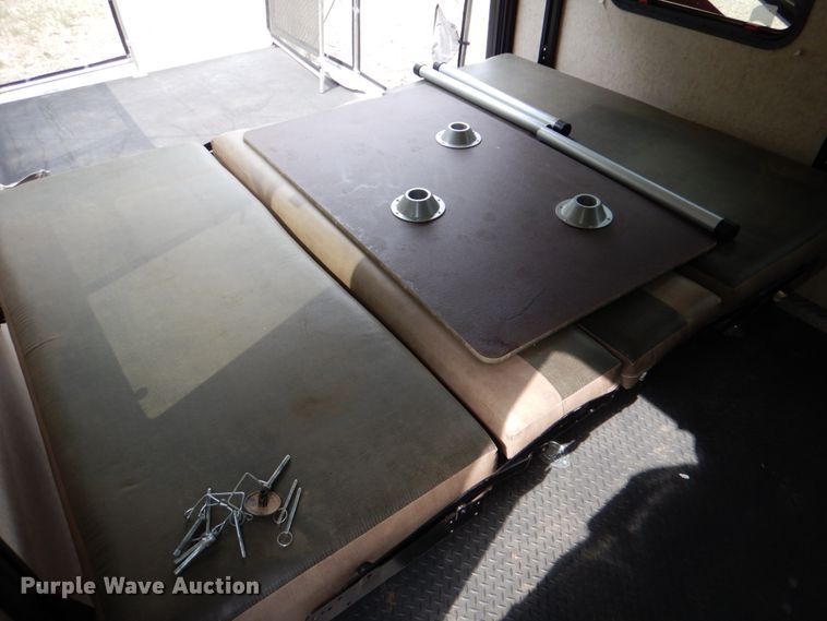 image for item HC9321 2012 Heartland 3800 Cyclone  camper