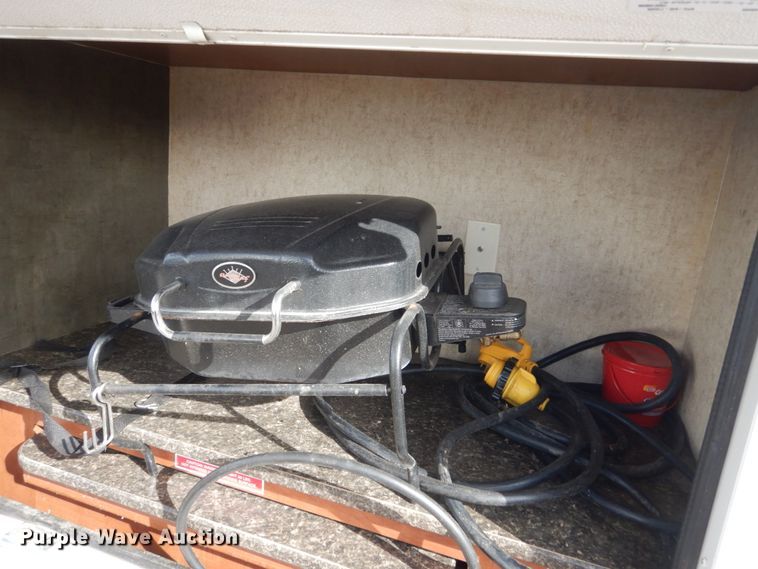 image for item HE9581 2013 Heartland 33TBUD North Trail  camper