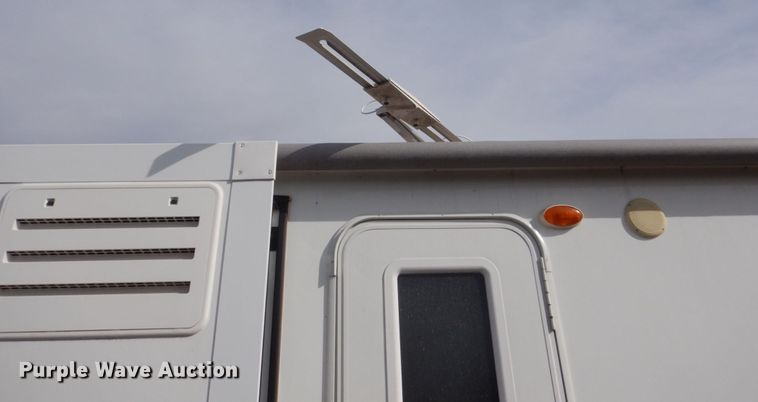 image for item HE9581 2013 Heartland 33TBUD North Trail  camper