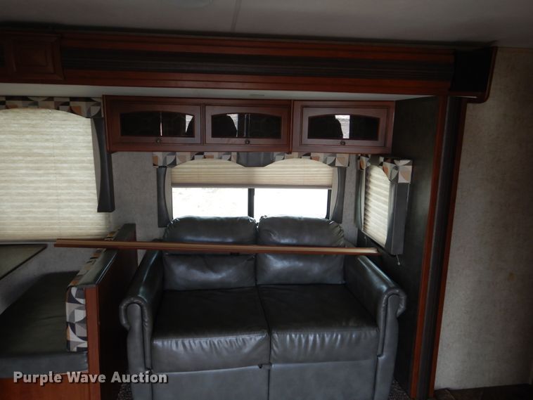 image for item HE9581 2013 Heartland 33TBUD North Trail  camper