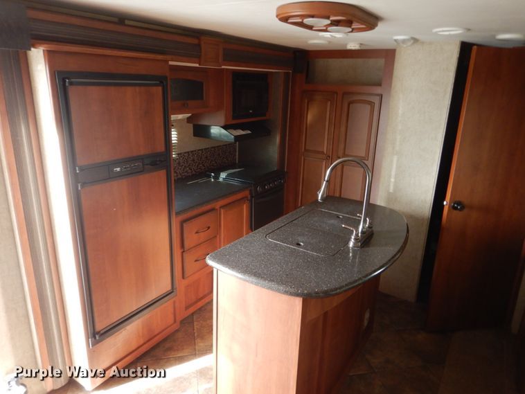 image for item HE9581 2013 Heartland 33TBUD North Trail  camper