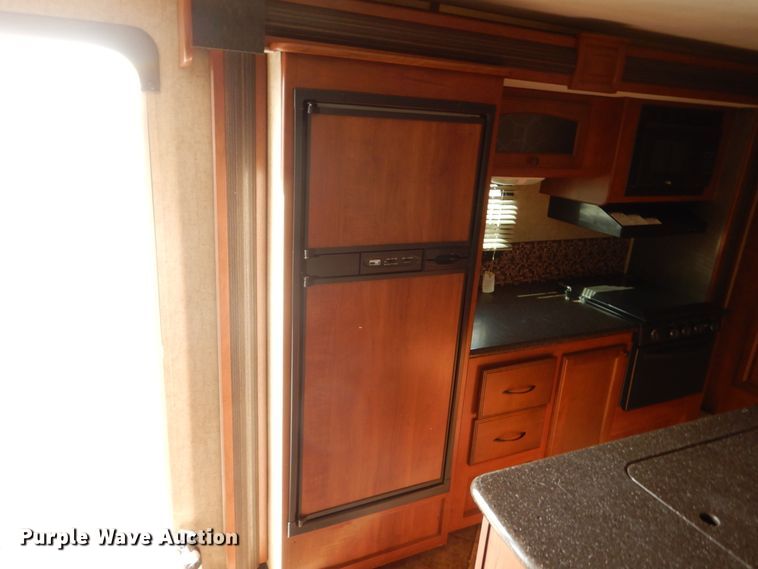 image for item HE9581 2013 Heartland 33TBUD North Trail  camper