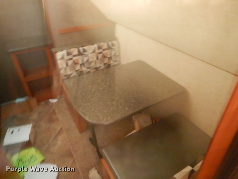 image for item HE9581 2013 Heartland 33TBUD North Trail  camper