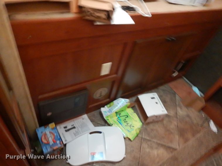 image for item HE9581 2013 Heartland 33TBUD North Trail  camper