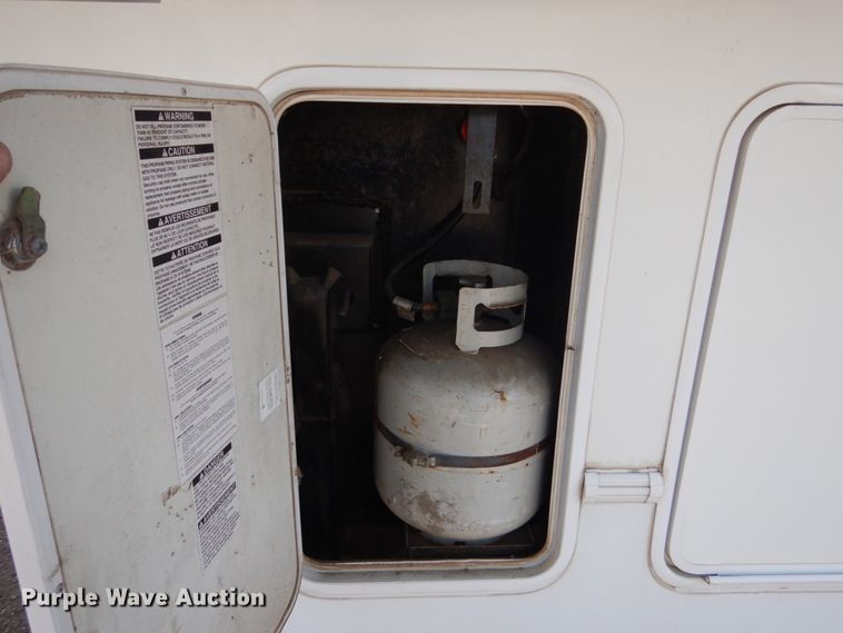 image for item HI9831 2008 Forrest River Cardinal  camper