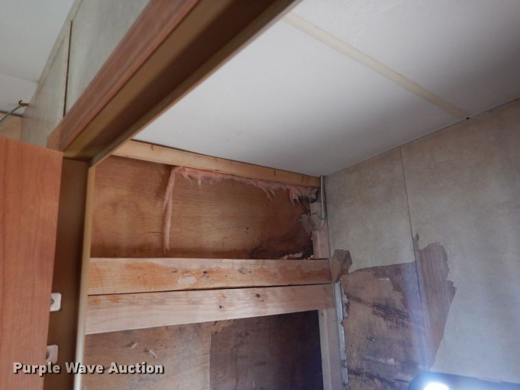 image for item HI9831 2008 Forrest River Cardinal  camper