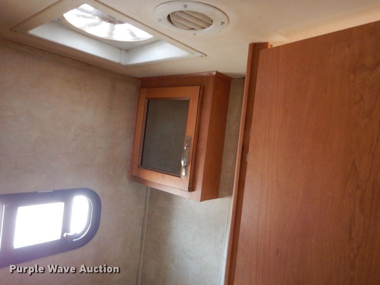 image for item HI9831 2008 Forrest River Cardinal  camper