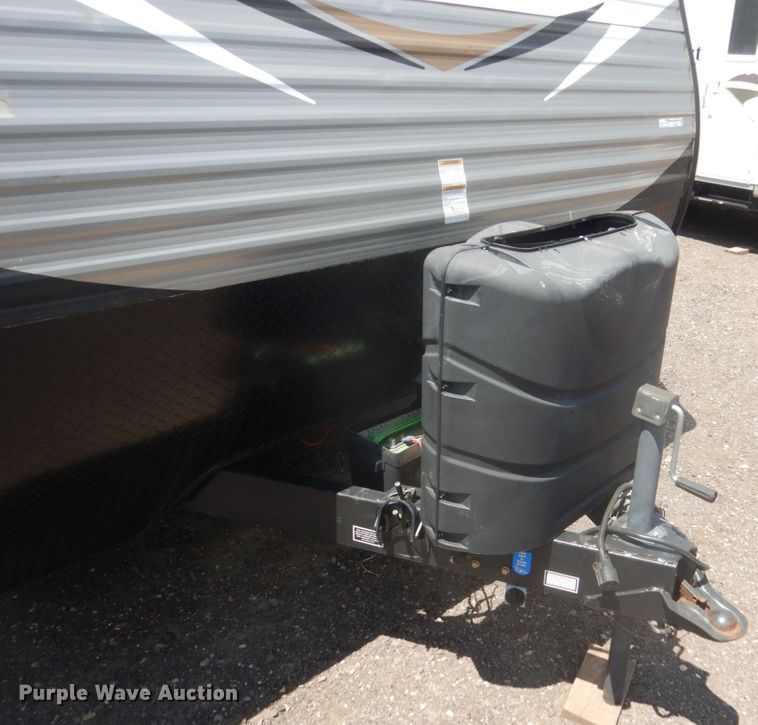 image for item HI9833 2018 Jayco  camper