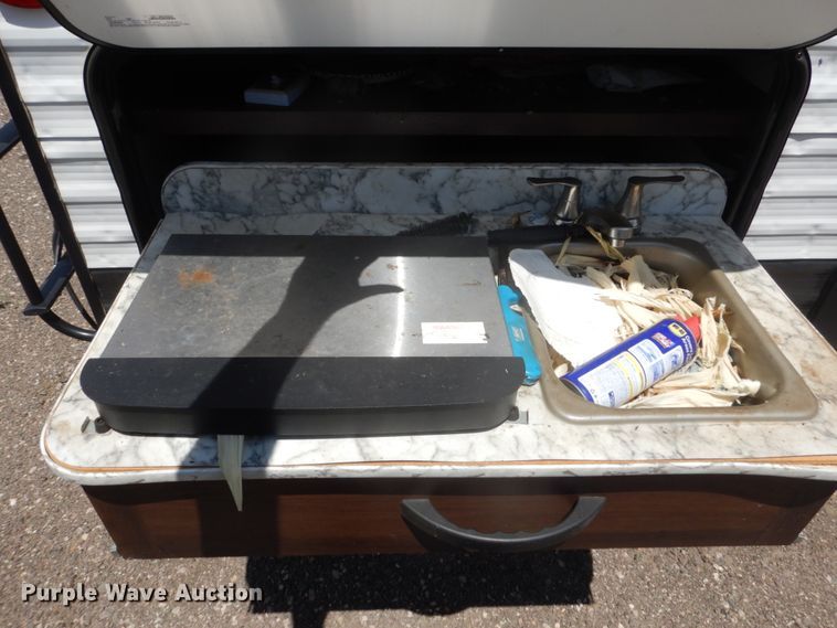 image for item HI9833 2018 Jayco  camper