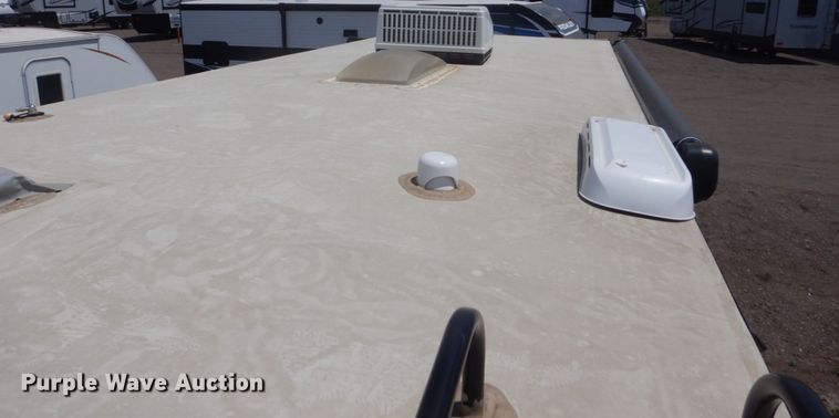 image for item HI9833 2018 Jayco  camper