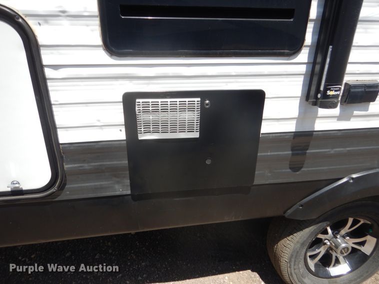 image for item HI9833 2018 Jayco  camper