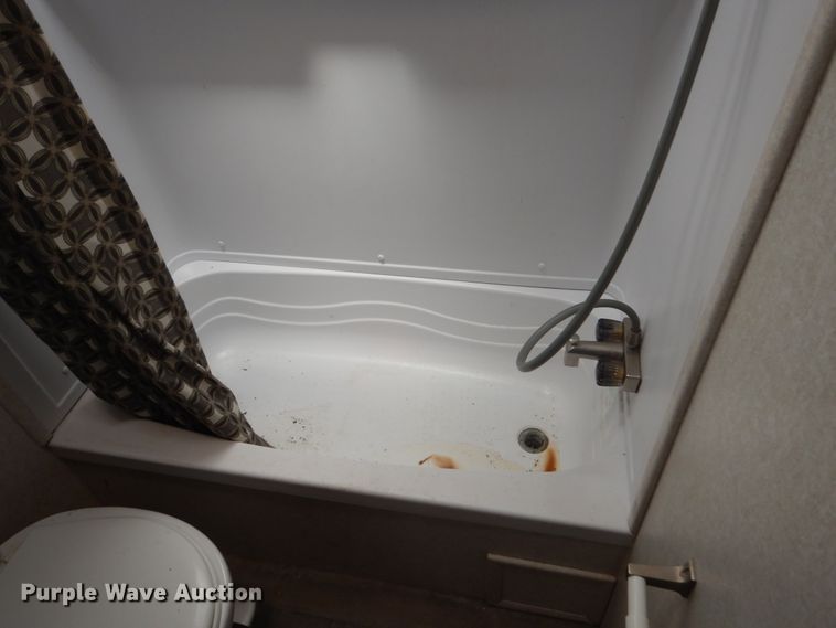 image for item HI9833 2018 Jayco  camper