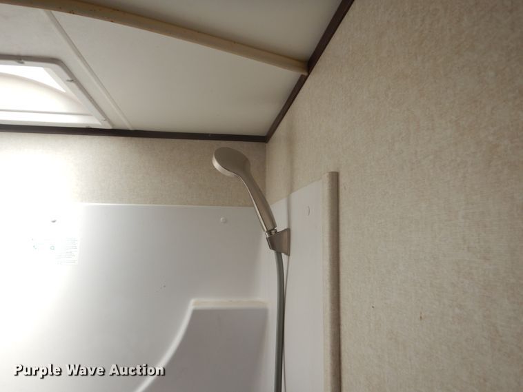 image for item HI9833 2018 Jayco  camper