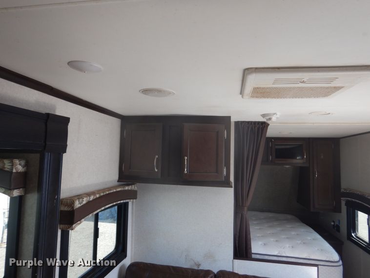 image for item HI9833 2018 Jayco  camper