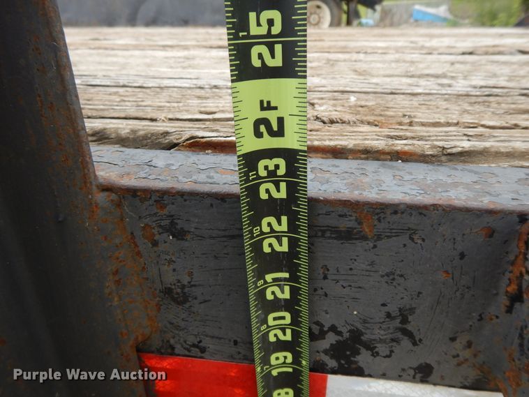 image for item HO9497 2006 2G  equipment trailer