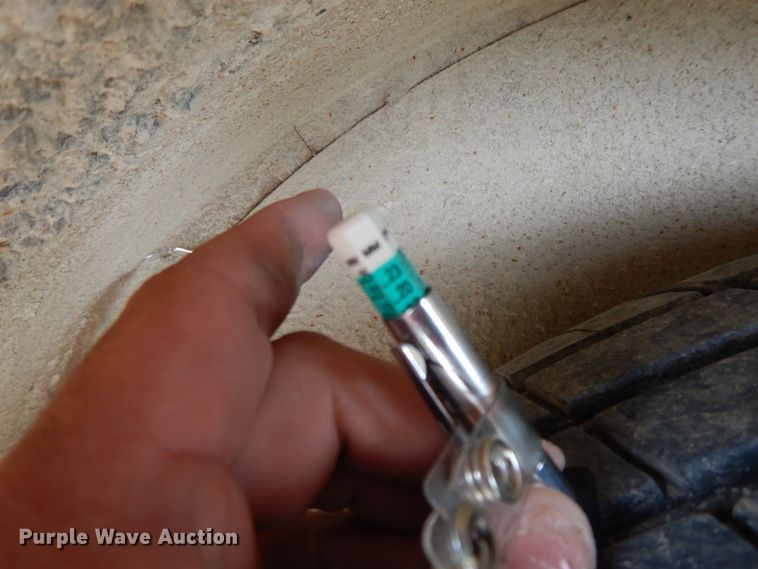 image for item HO9497 2006 2G  equipment trailer