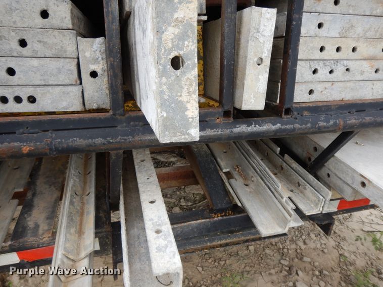 image for item HP9505 2000 Starlite  concrete form trailer