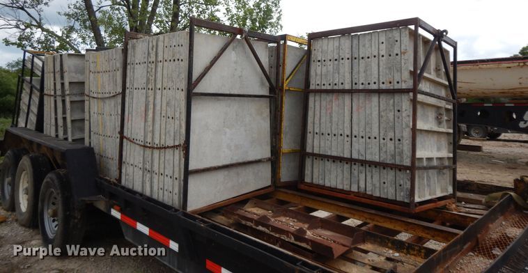 image for item HP9505 2000 Starlite  concrete form trailer