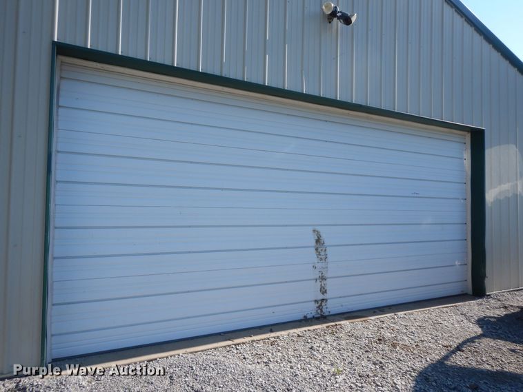 image for item HP9513 Garage door