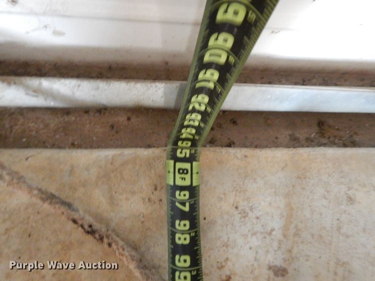 image for item HP9513 Garage door