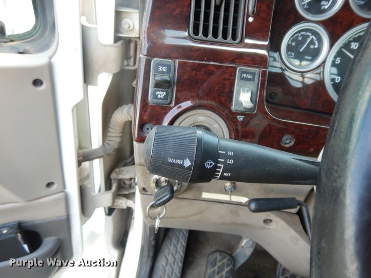 image for item HP9527 2007 Sterling Acterra  flatbed truck