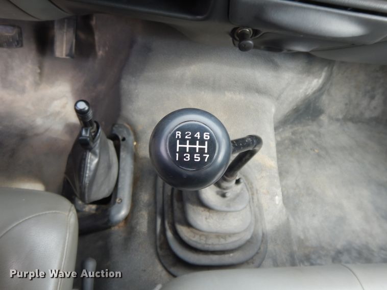 image for item HP9556 2006 Ford F750  flatbed truck