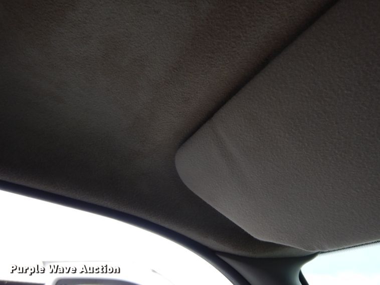 image for item HP9556 2006 Ford F750  flatbed truck