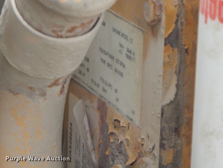 image for item HP9556 2006 Ford F750  flatbed truck