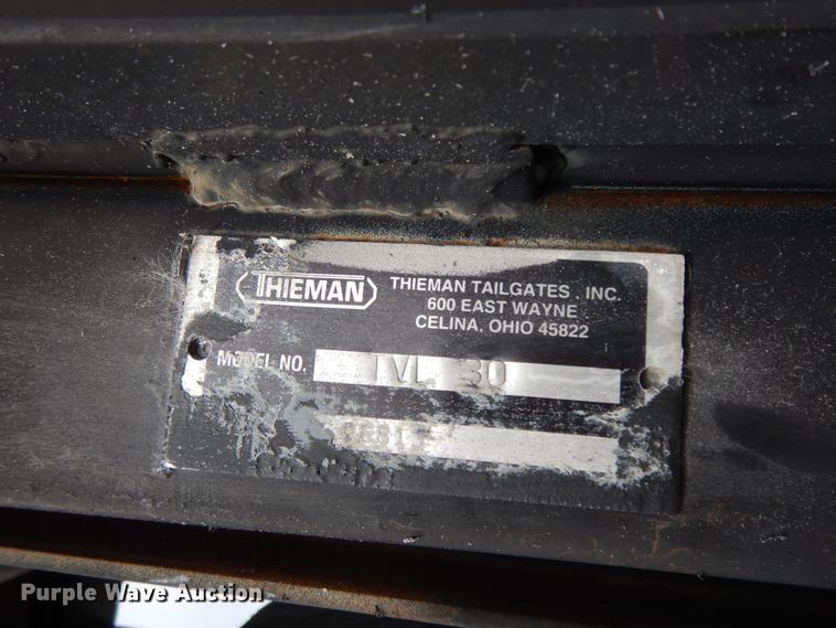 image for item HP9556 2006 Ford F750  flatbed truck