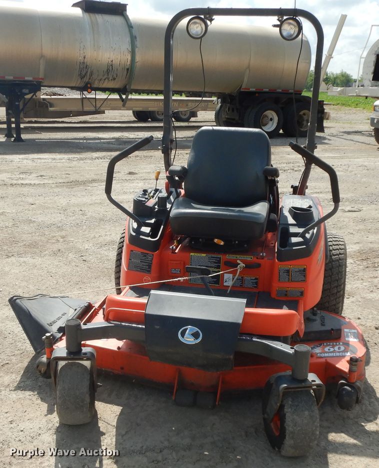 image for item HP9562 Kubota ZD326  lawn mower