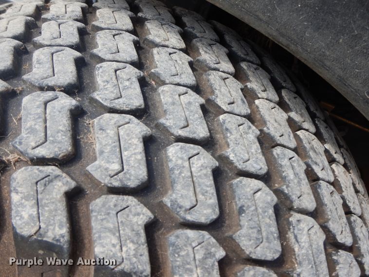 image for item HP9562 Kubota ZD326  lawn mower