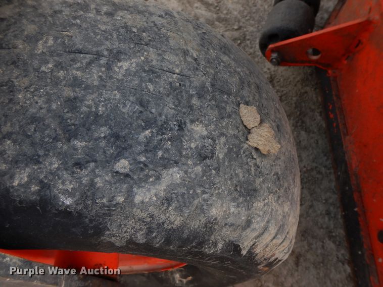 image for item HP9562 Kubota ZD326  lawn mower