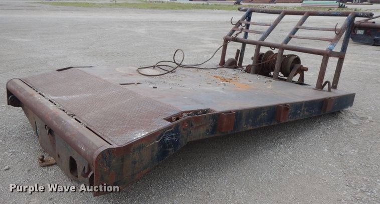 image for item HP9573 Winch flatbed