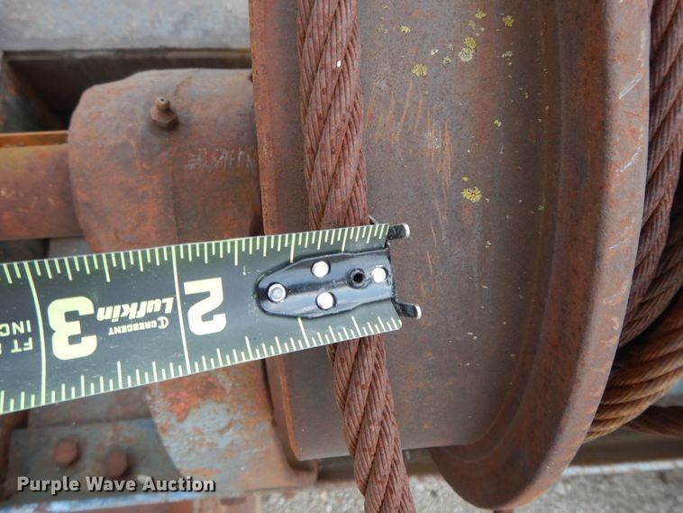 image for item HP9573 Winch flatbed