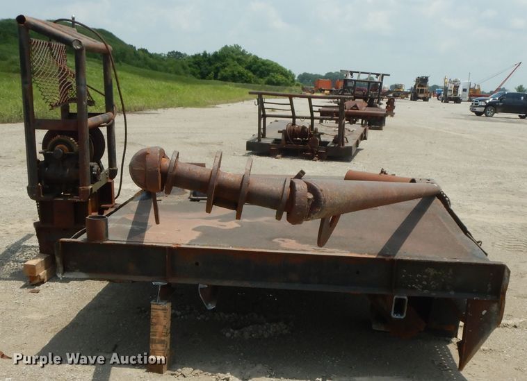 image for item HP9574 Leland winch flatbed