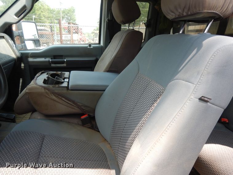 image for item HP9575 2012 Ford F550  SuperCab flatbed truck